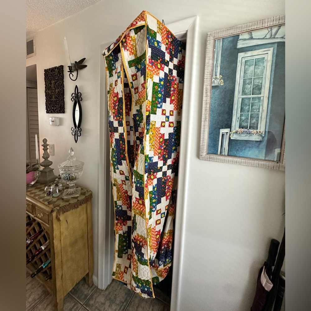 Vintage Large & Deep Quilted Floral Patchwork Garment / Dress Holder / Bag.